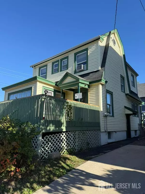 Highland Park, NJ 08904,822 Raritan AVE
