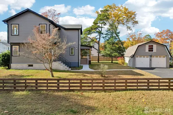 Spotswood, NJ 08884,102 Fernhead AVE