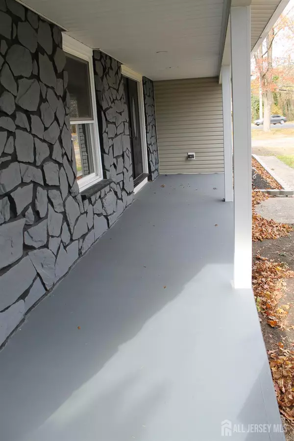 East Brunswick, NJ 08816,1 Sussex RD