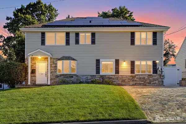 48 Cedar TER, Sayreville, NJ 08859