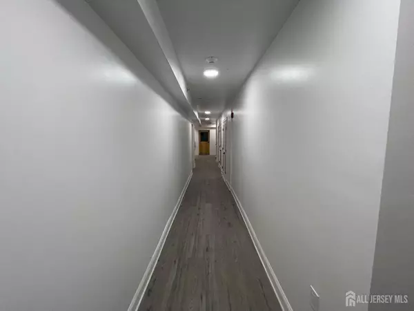 New Brunswick, NJ 08901,103 Bayard ST #ofc#3