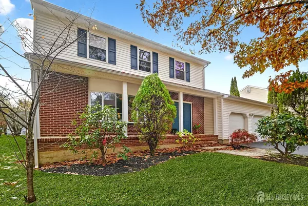 8 Wright CT, East Brunswick, NJ 08816