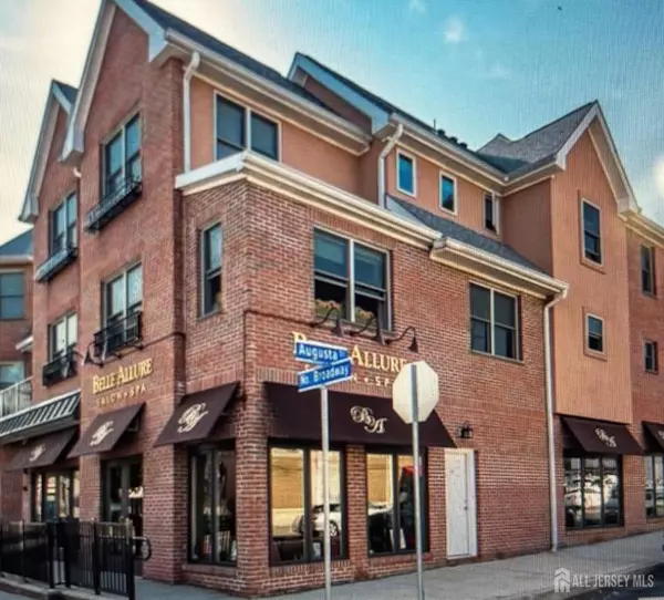 112 N Broadway #G, South Amboy, NJ 08879