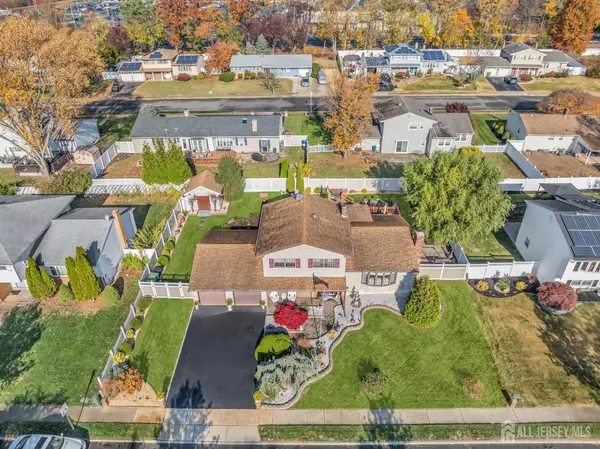 Parlin, NJ 08859,90 Cori ST