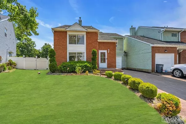 South Brunswick, NJ 08810,47 Woodland WAY