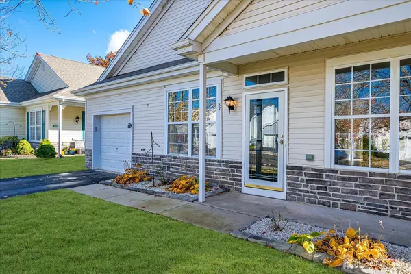 Barnegat, NJ 08005,87 Robin LN