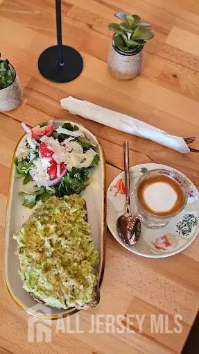 Cranbury, NJ 08512,3 Old Trenton RD