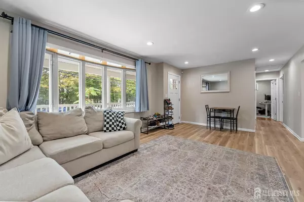 Old Bridge, NJ 08857,326 Marlboro RD