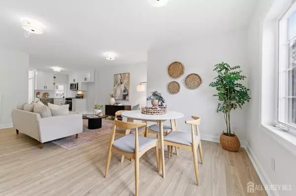 Union City, NJ 07087,414 6th ST