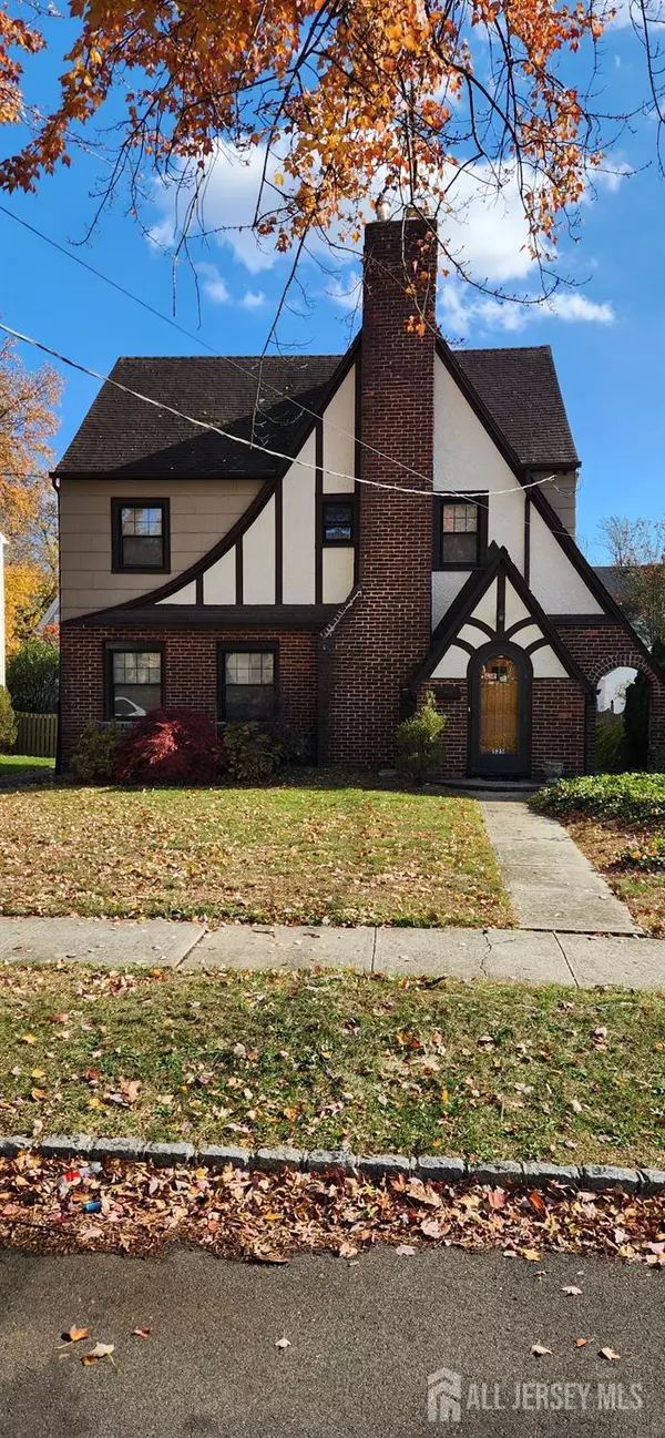 Westfield, NJ 07090,525 Edgar RD