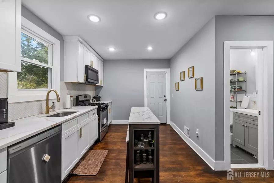 150 Fairmount AVE, Newark, NJ 07103