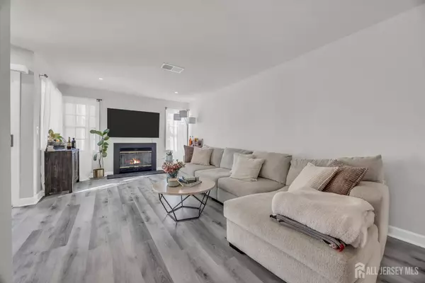 New Brunswick, NJ 08901,1021 Edpas RD