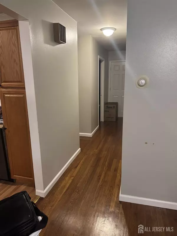 Sayreville, NJ 07008,18 Eulner ST #2