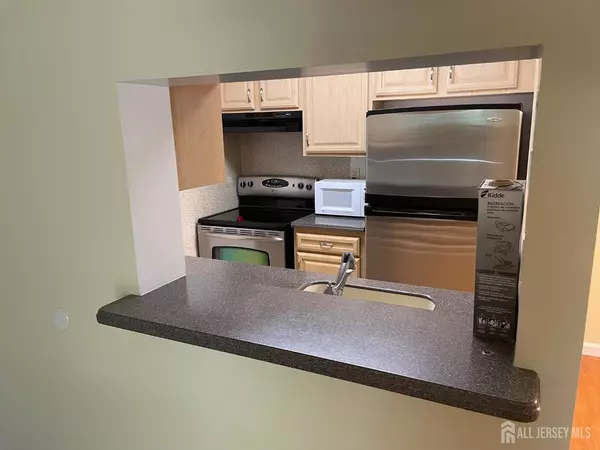 Plainsboro, NJ 08536,911 Ravens Crest DR