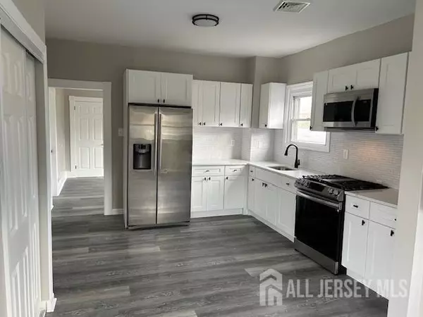 191 Fulton ST #2FL, Woodbridge Proper, NJ 07095