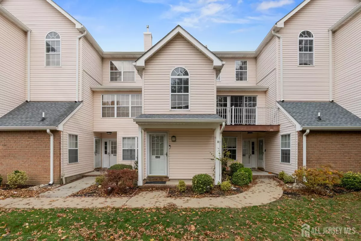 North Brunswick, NJ 08902,415 Plymouth RD