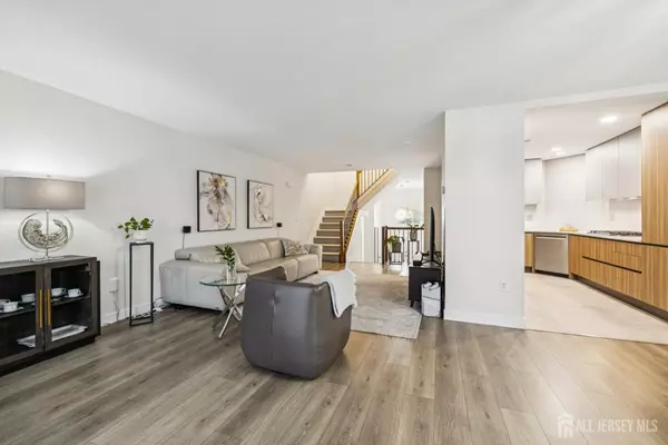 Old Bridge, NJ 08879,16 Harbor Bay CIR