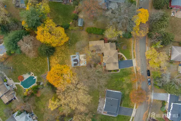 East Brunswick, NJ 08816,39 Dexter RD