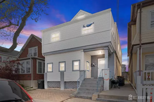 423 Augustine PL #2, Perth Amboy, NJ 08861