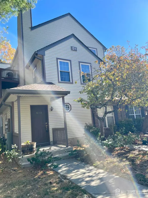 South Brunswick, NJ 08852,5192 Beech CT