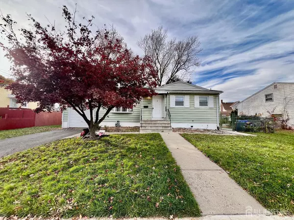 340 Old Post RD, Edison, NJ 08817