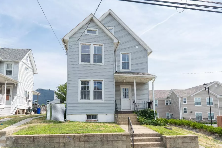 231-231 N N Stevens AVE, South Amboy, NJ 08879