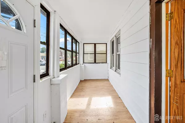 New Brunswick, NJ 08901,18 N Talmadge ST