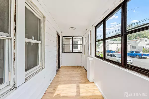 New Brunswick, NJ 08901,18 N Talmadge ST