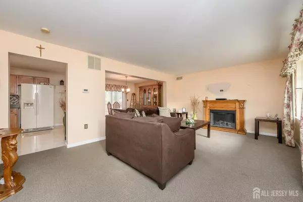 Rahway, NJ 07065,139 Murray ST