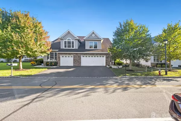 60 Saratoga CT, Franklin, NJ 08873