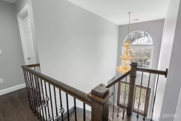 North Brunswick, NJ 08902,1515 Sherwood BLVD