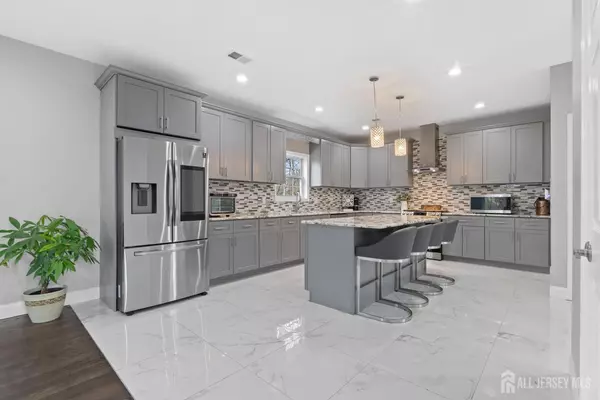 North Brunswick, NJ 08902,1515 Sherwood BLVD