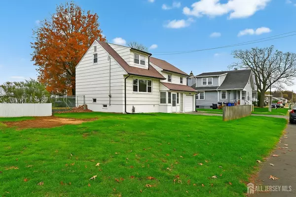 46 Melbourne CT, Woodbridge Proper, NJ 07095