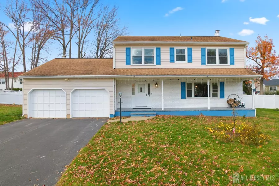 7 Oberlin CT, Edison, NJ 08820