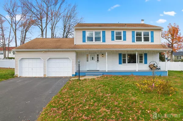 7 Oberlin CT, Edison, NJ 08820