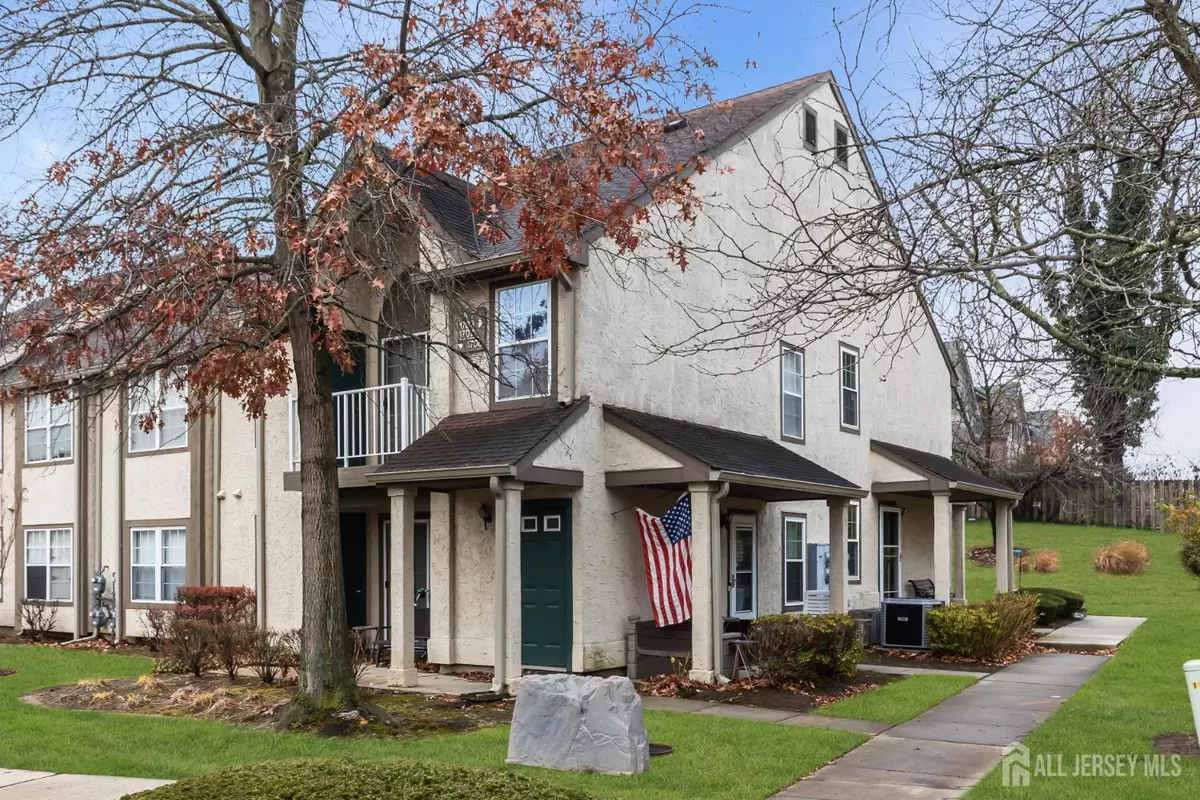 East Brunswick, NJ 08816,1703 Commons DR