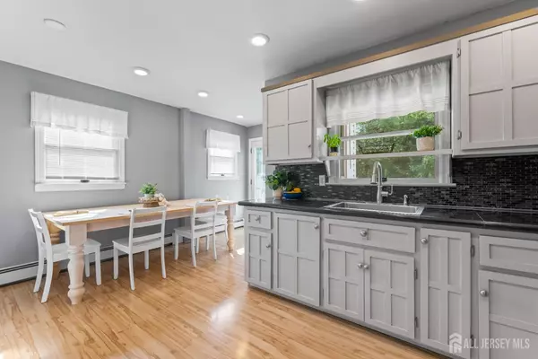 Fords, NJ 08863,1 Olive ST