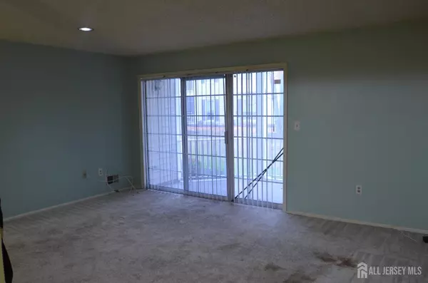 North Brunswick, NJ 08902,249 Kempsey DR