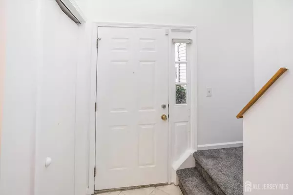 New Brunswick, NJ 08901,95 S Renaissance LN