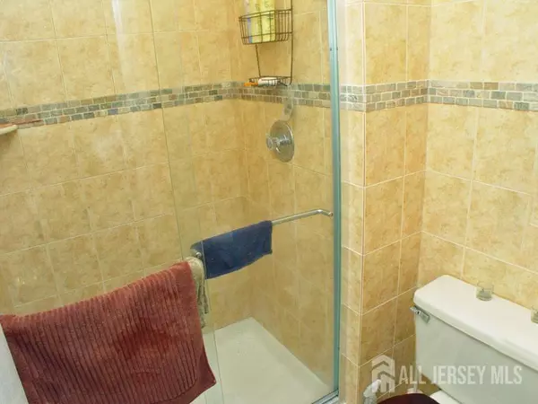 Franklin, NJ 08873,68 Winchester WAY