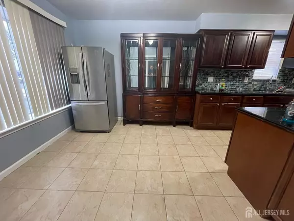 Old Bridge, NJ 08857,94 Brewster CIR