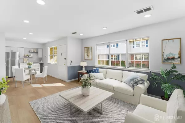 4 Hawaii CT #B, Old Bridge, NJ 07747