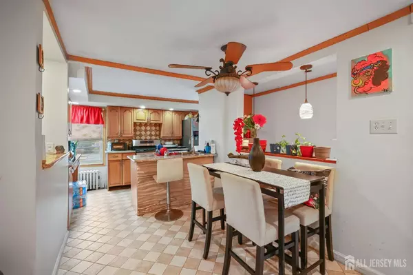 Sayreville, NJ 08872,608 Main ST