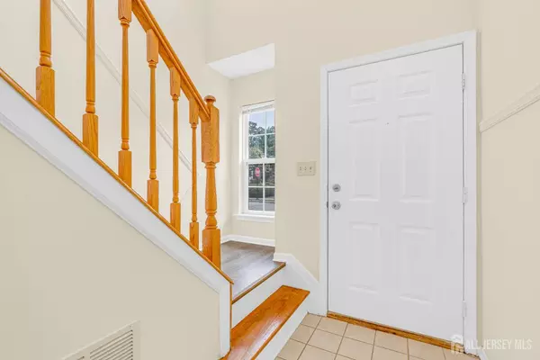 Piscataway, NJ 08854,267 Shady Oak CT