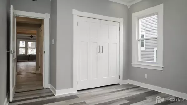 Newark, NJ 07104,65 Poe AVE