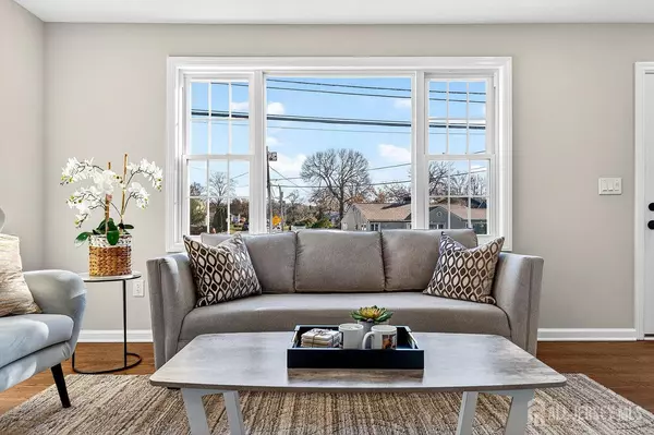 South Plainfield, NJ 07080,2415 Maple AVE