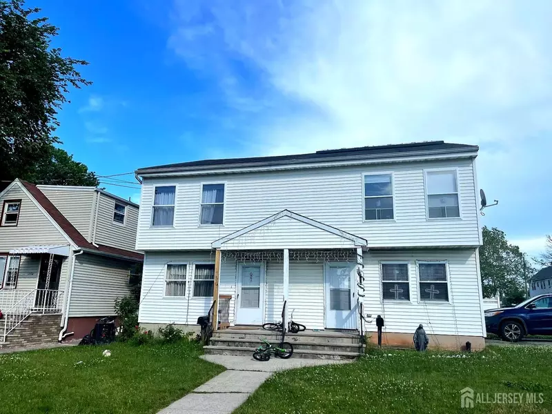 150 LOWELL ST, Carteret, NJ 07008