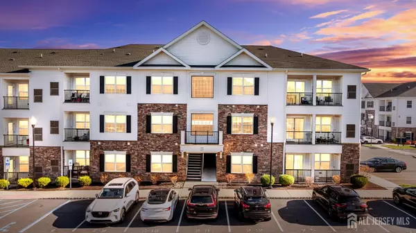 718 Stiller LN, Monroe, NJ 08831