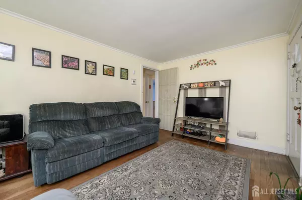 Avenel, NJ 07001,4 Homestead AVE