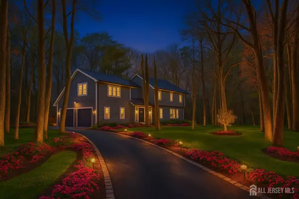 145 Hardenburg LN, East Brunswick, NJ 08816